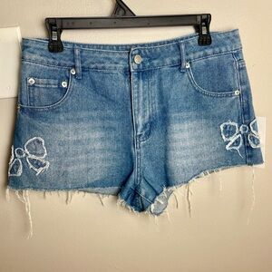 J for Justify Jean Shorts with Frayed Hem and Cute Patchwork